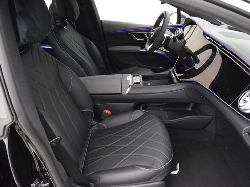 New 2026 Mercedes-Benz EQS 580 4MATIC Sedan image 16
