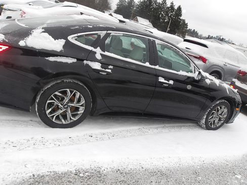 Certified 2023 Hyundai Sonata SEL w/ Convenience Package image 3