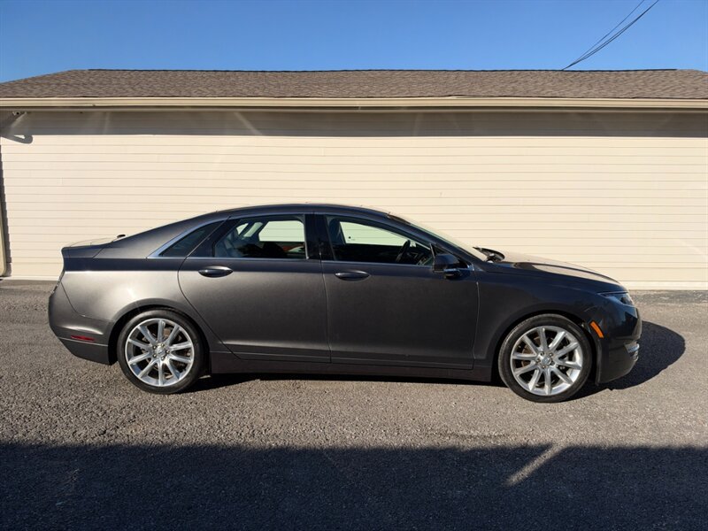 Used 2016 Lincoln MKZ w/ Equipment Group 300A Reserve FWD image 1