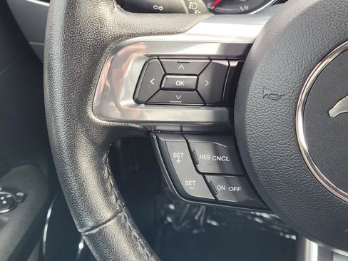 Used 2016 Ford Mustang GT Premium RWD image 14