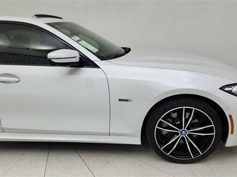 Used 2023 BMW 330e 330e iPerformance image 7