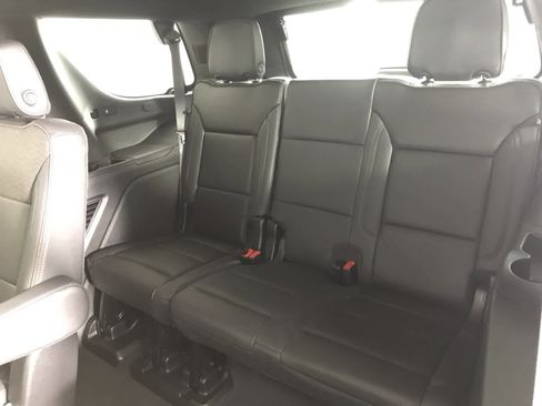 Used 2024 Chevrolet Tahoe High Country image 36