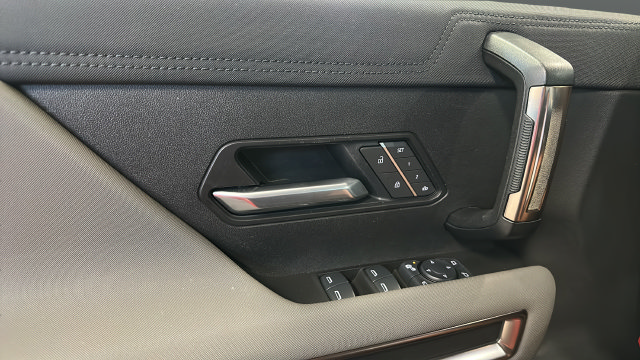 Used 2025 GMC Hummer EV 2X AWD/4WD image 20