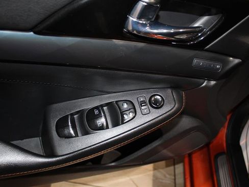 Used 2021 Nissan Maxima SR w/ Sport Mat Group FWD image 27