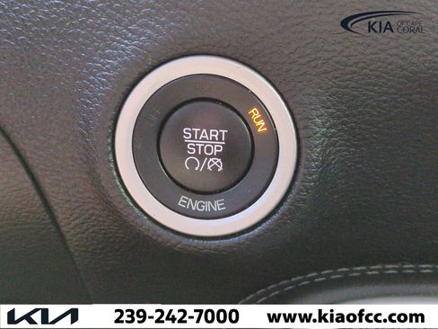 Used 2015 Dodge Challenger R/T Scat Pack w/ Scat Pack Appearance Package image 29