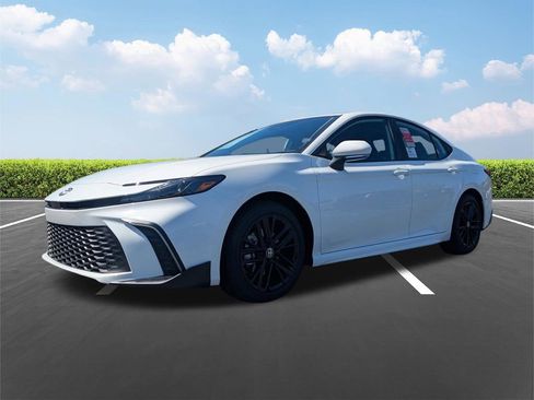 New 2026 Toyota Camry SE FWD image 8