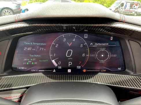Used 2022 Chevrolet Corvette Stingray Preferred Cpe w/ Z51 Performance Package RWD image 12