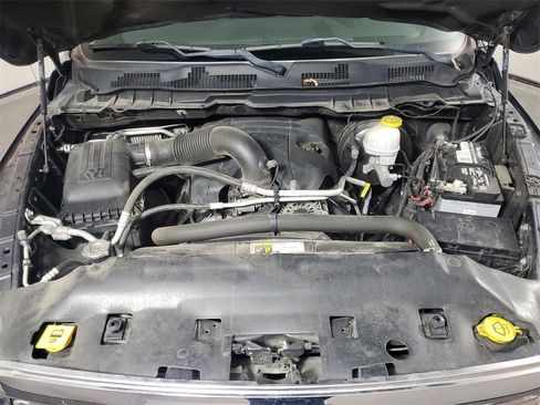 Used 2019 RAM 1500 Big Horn image 9