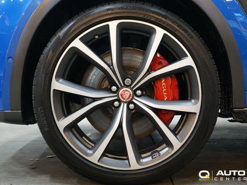 Used 2020 Jaguar F-PACE SVR image 9