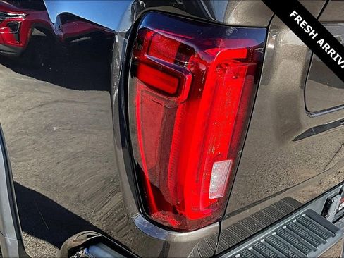 Used 2020 GMC Sierra 2500 AT4 w/ AT4 Premium Package image 23