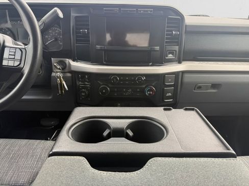 Used 2023 Ford F250 XLT image 12