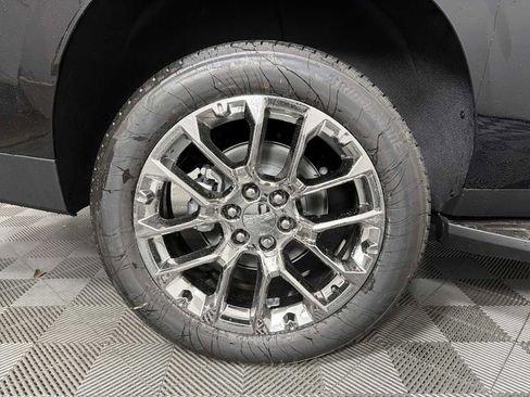 New 2026 GMC Yukon XL Elevation image 32