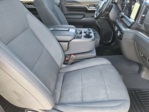 Used 2023 Chevrolet Silverado 1500 LT AWD/4WD image 15
