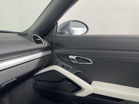 Used 2025 Porsche 718 Boxster S image 14