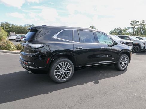 New 2026 Buick Enclave Avenir w/ Super Cruise Package image 10