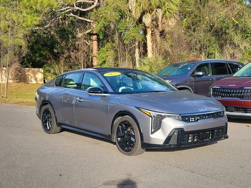 Certified 2025 Kia K4 GT-Line Turbo image 40