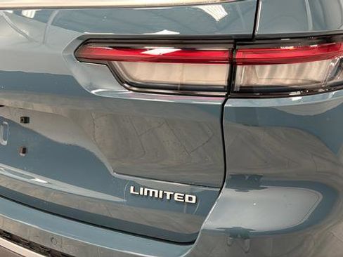 New 2026 Jeep Grand Cherokee L Limited image 40