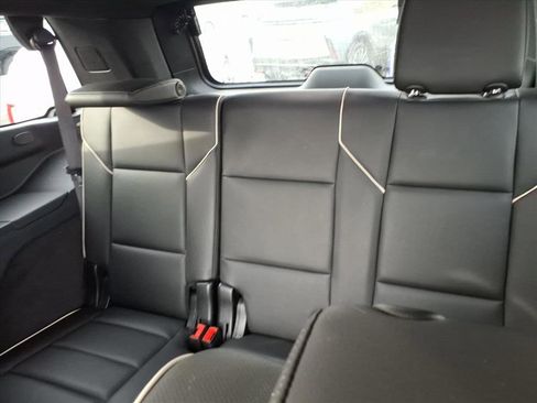Used 2023 Cadillac Escalade Premium Luxury image 16