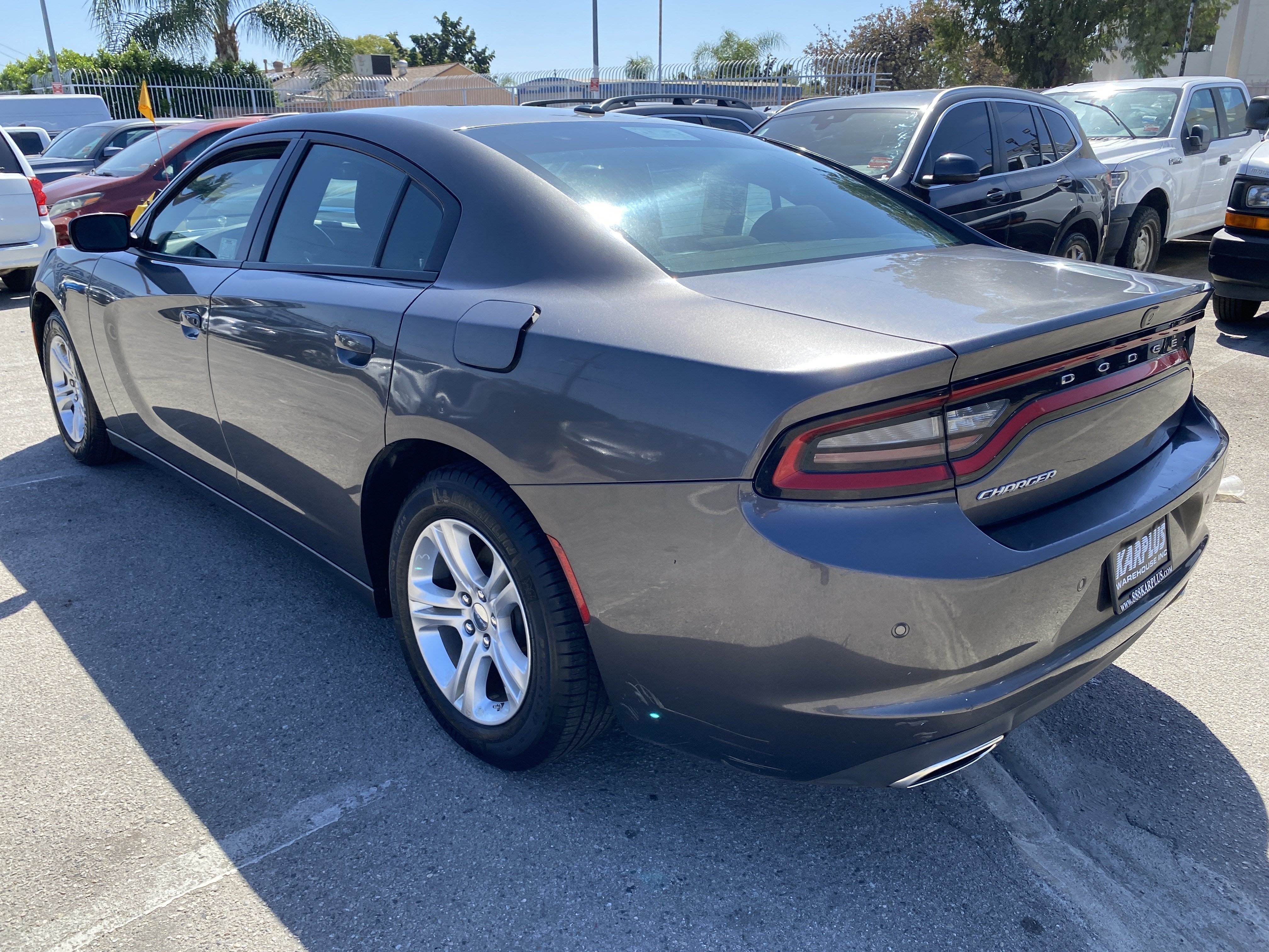 Used 2022 Dodge Charger SXT RWD image 10