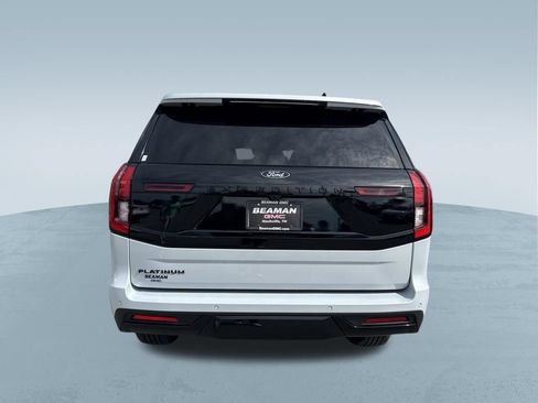 Used 2026 Ford Expedition Platinum w/ Stealth Performance Package AWD/4WD image 7
