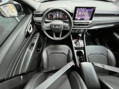 Used 2023 Jeep Compass Altitude image 23