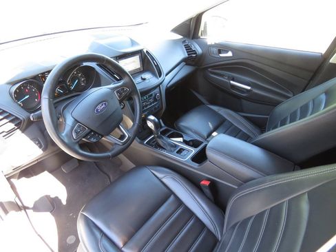 Used 2019 Ford Escape SEL AWD/4WD image 11