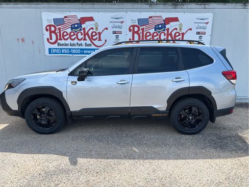 Used 2022 Subaru Forester Wilderness AWD/4WD image 7
