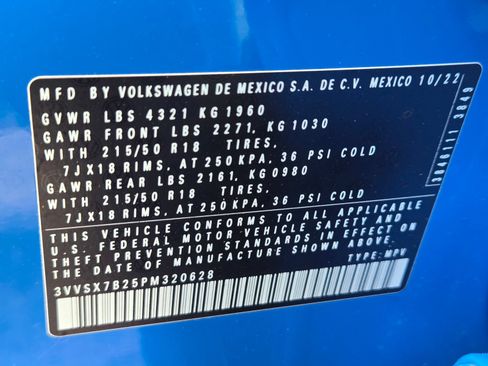 Used 2023 Volkswagen Taos SE FWD image 30