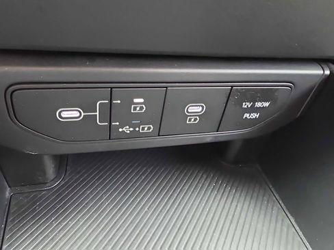 Used 2025 Kia K4 FWD image 18