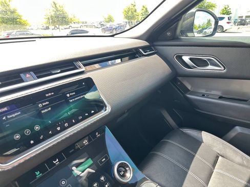 Used 2020 Land Rover Range Rover Velar S AWD/4WD image 22