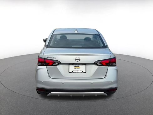 Used 2025 Nissan Versa SV FWD image 12