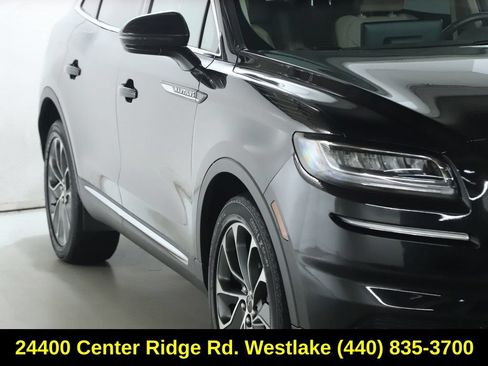 Used 2023 Lincoln Nautilus Reserve w/ Cargo Utility Package AWD/4WD image 9