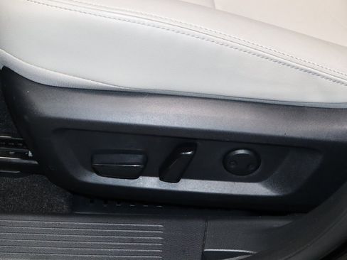 Certified 2024 Nissan Rogue SL w/ SL Premium Package image 26