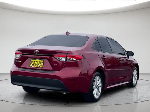 Certified 2025 Toyota Corolla LE w/ LE Premium Package FWD image 7