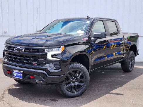 New 2026 Chevrolet Silverado 1500 LT Trail Boss w/ Convenience Package II AWD/4WD image 1