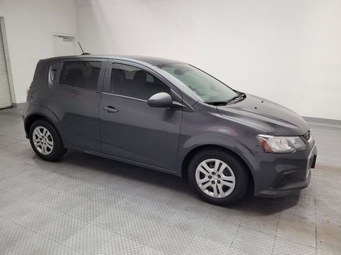 Used 2020 Chevrolet Sonic LT FWD image 11
