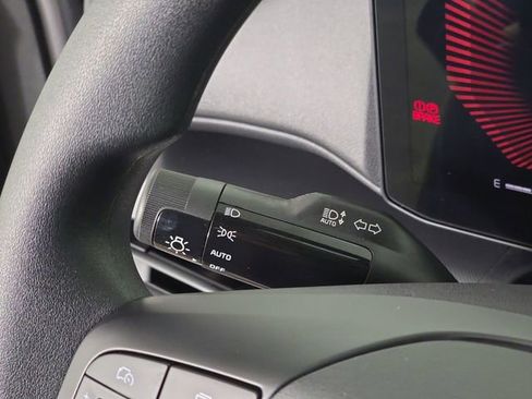 Used 2025 Kia K4 LXS image 30