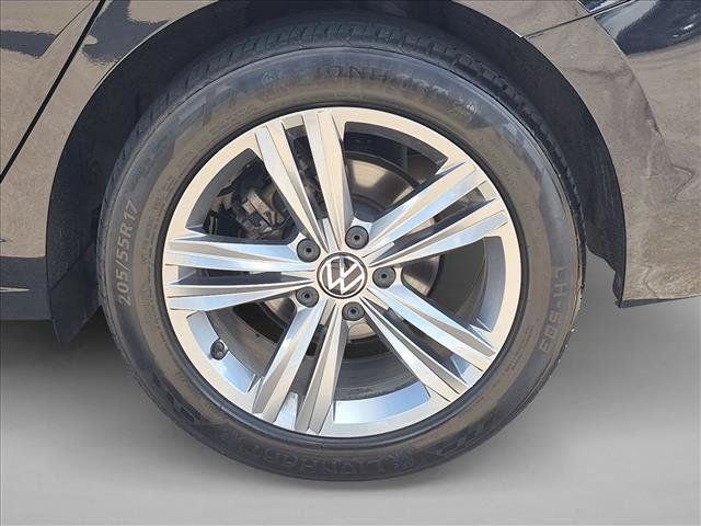 Used 2024 Volkswagen Jetta SE FWD image 19