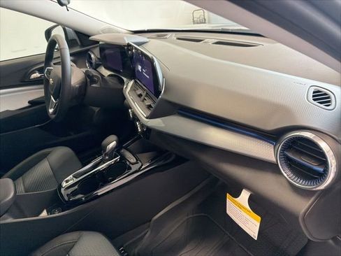 New 2026 Chevrolet Trax LT w/ Driver Confidence Package image 20