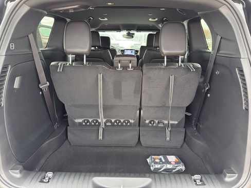 New 2026 Chrysler Pacifica Select FWD image 34
