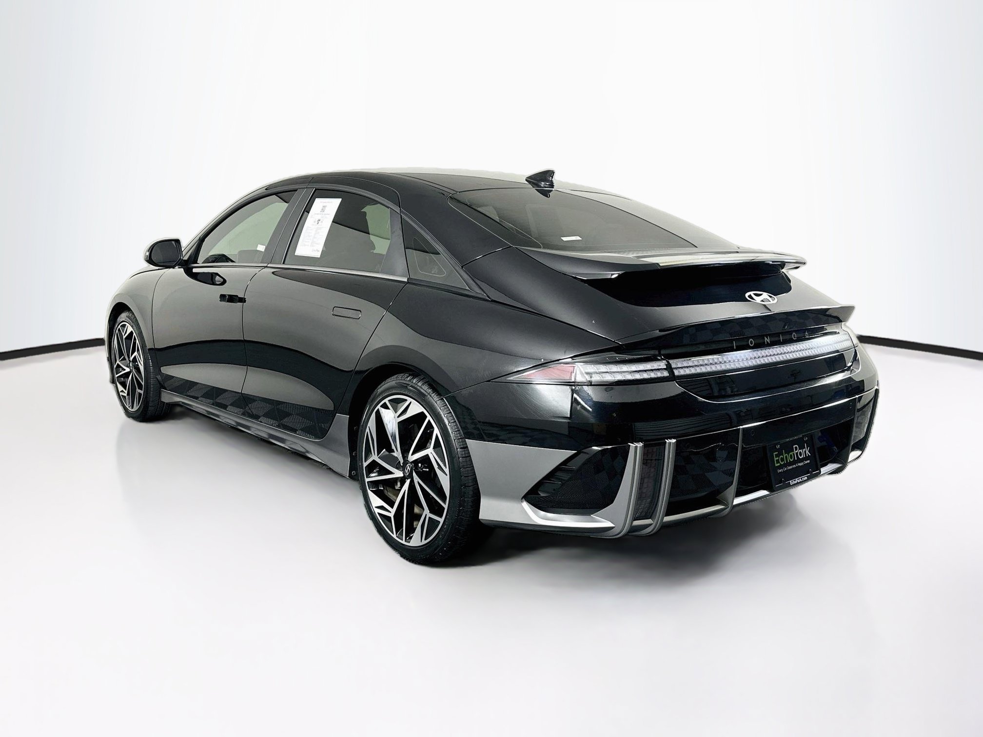 Used 2023 Hyundai Ioniq 6 SEL RWD image 5