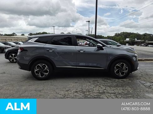 Used 2025 Kia Sportage LX FWD image 13