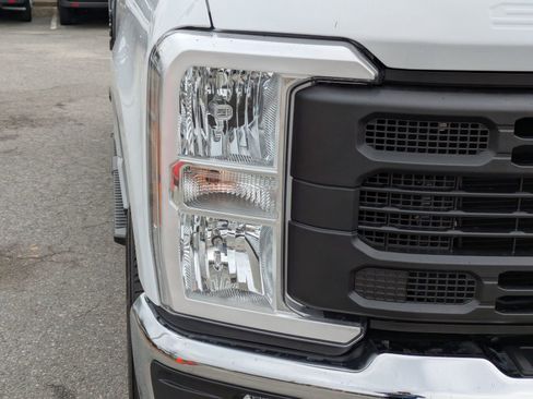 New 2026 Ford F250 XL AWD/4WD image 10