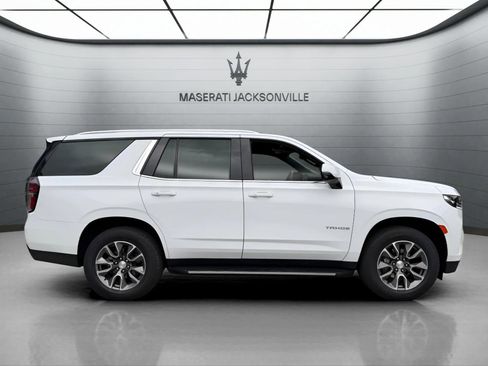 Used 2022 Chevrolet Tahoe LT w/ Luxury Package image 5