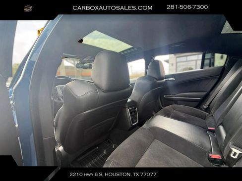 Used 2022 Dodge Charger Scat Pack w/ Plus Group RWD image 25