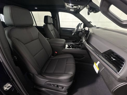 New 2026 Chevrolet Suburban RST w/ Comfort Package AWD/4WD image 26