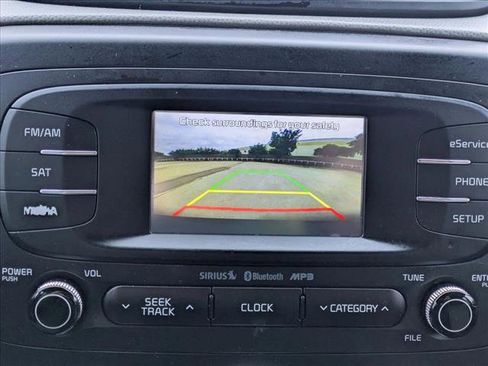 Used 2015 Kia Soul FWD image 14