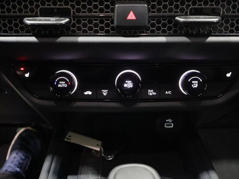 Used 2024 Honda HR-V Sport image 30