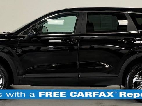 Used 2023 Hyundai Santa Fe SE AWD/4WD image 2