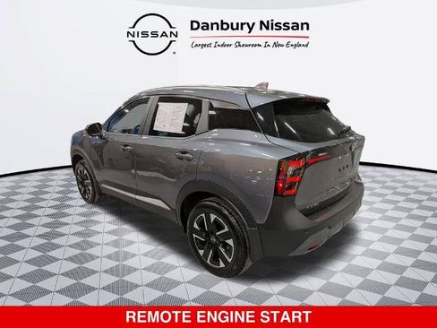 Certified 2025 Nissan Kicks SV w/ SV Premium Package AWD/4WD image 6